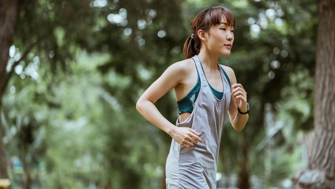 Build an Outdoor Running Routine Around a Repeatable Week
