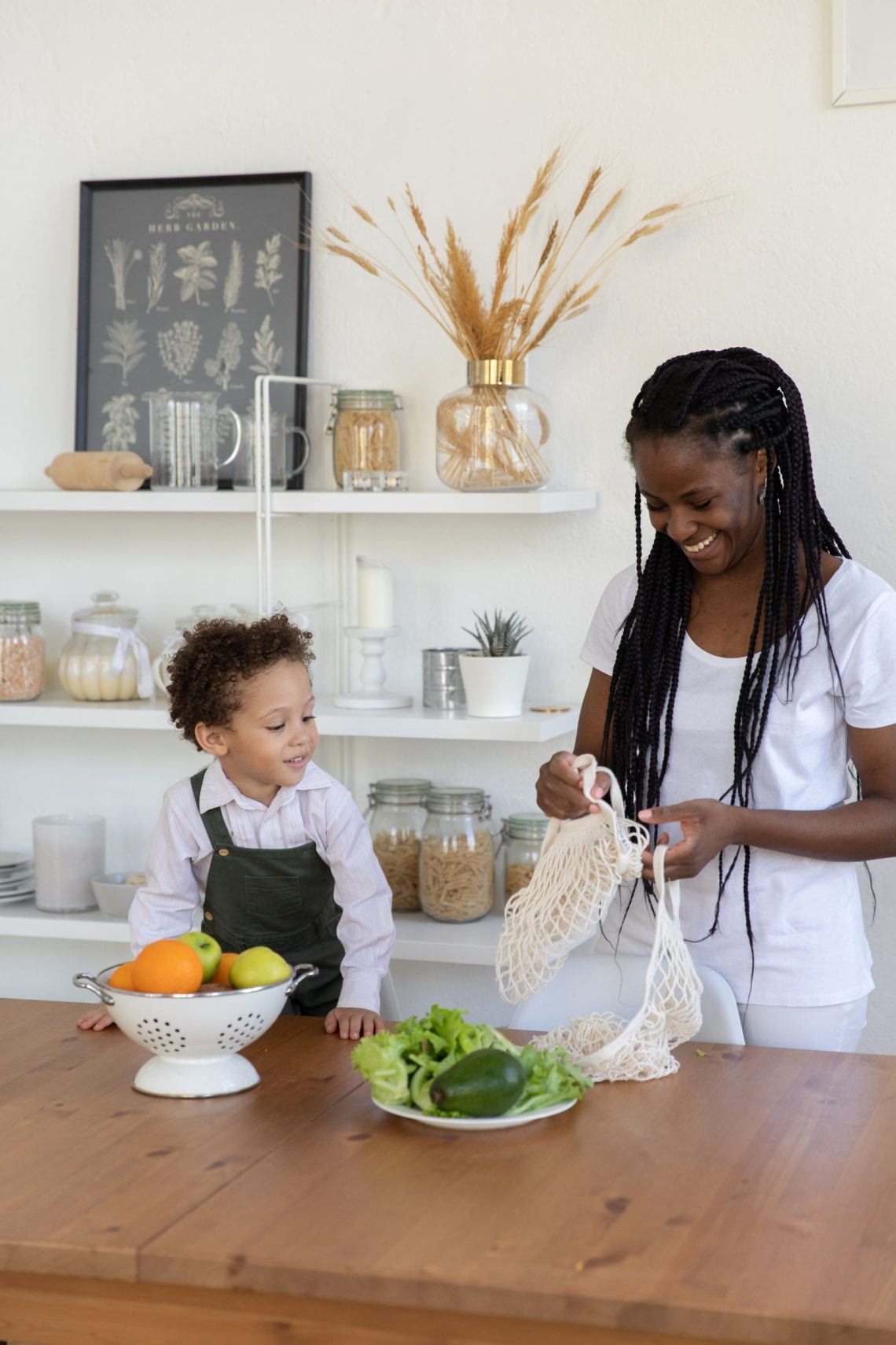 Share the Return Jobs That Keep Family Reusables in Circulation