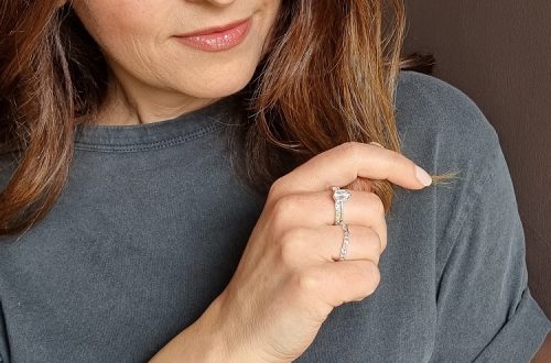 Jewellery That Tells Your Story Together: From Everyday Pieces to Life’s Milestones Jewellery That Tells Your Story Together: From Everyday Pieces to Life’s Milestones